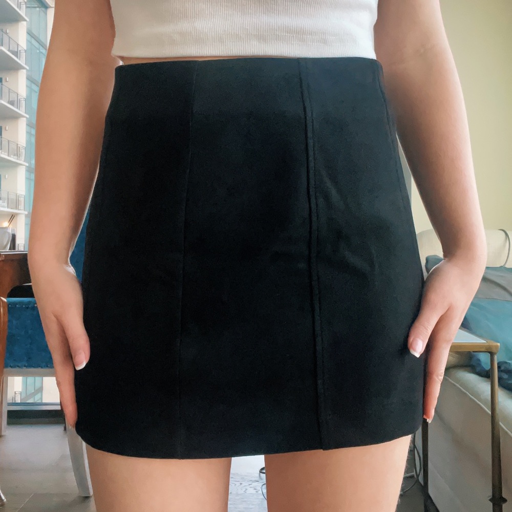 Black Abbeline Skirt